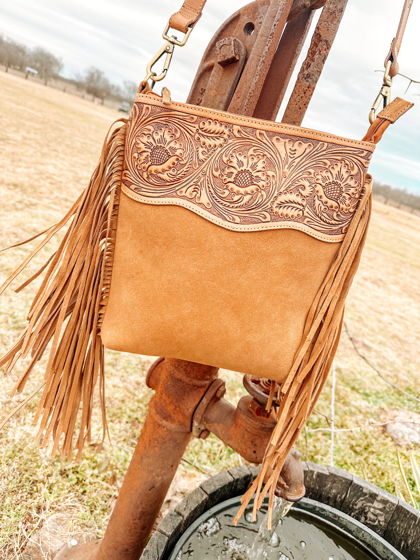 BLOSSOM RIVER CROSSBODY