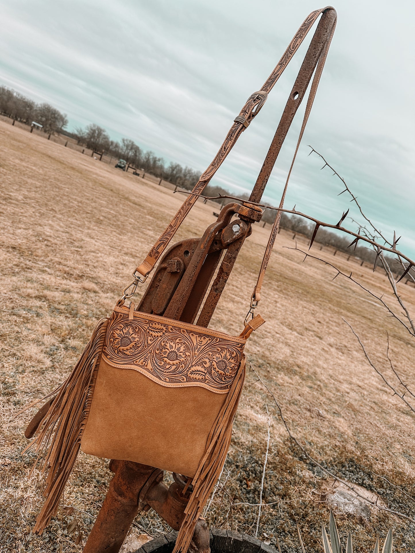 BLOSSOM RIVER CROSSBODY