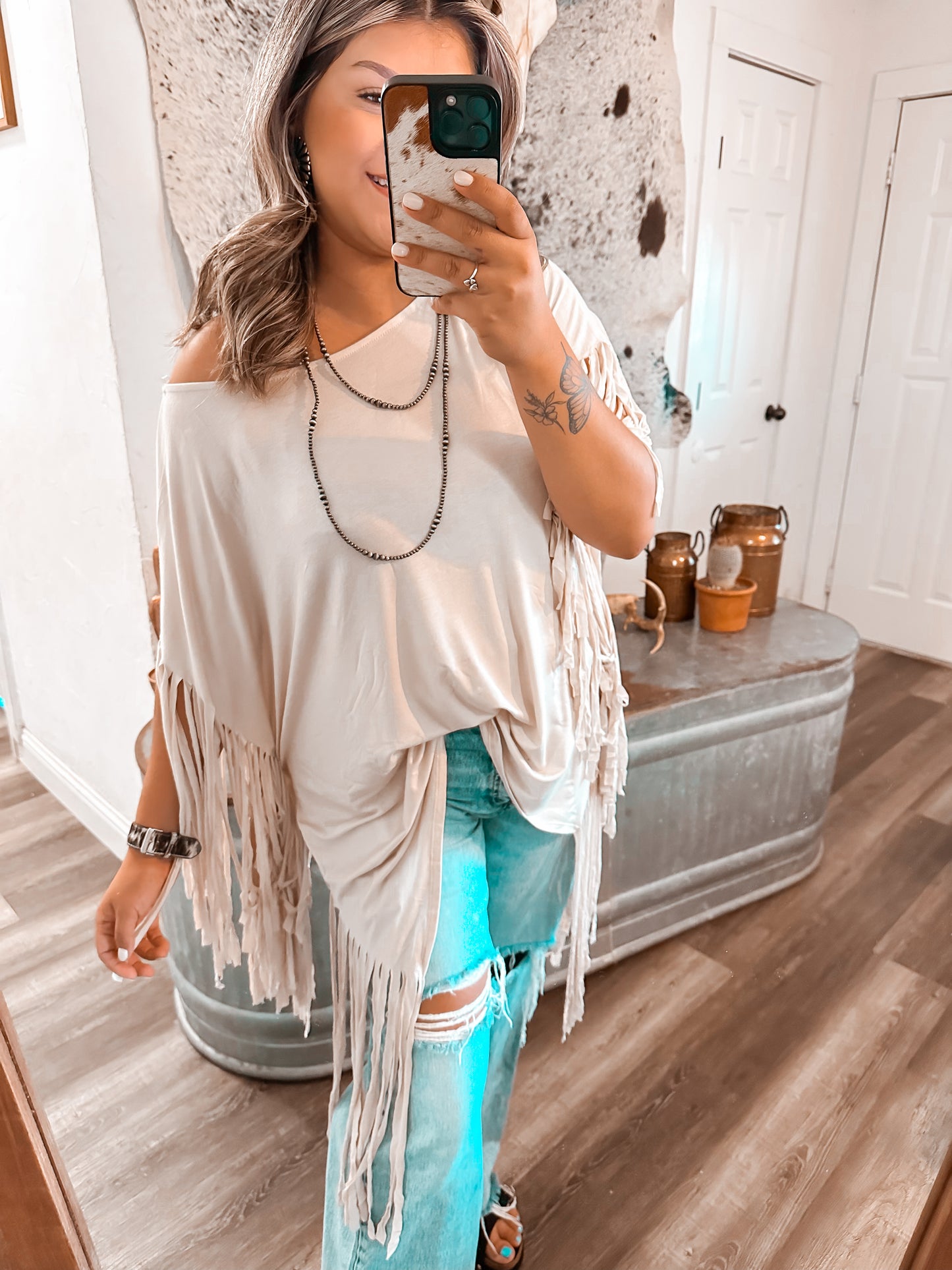 SHOWSTOPPER FRINGE TOP :CREAM